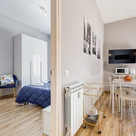 Bright And Spacious 2Bdr Apartment Рим Екстер'єр фото