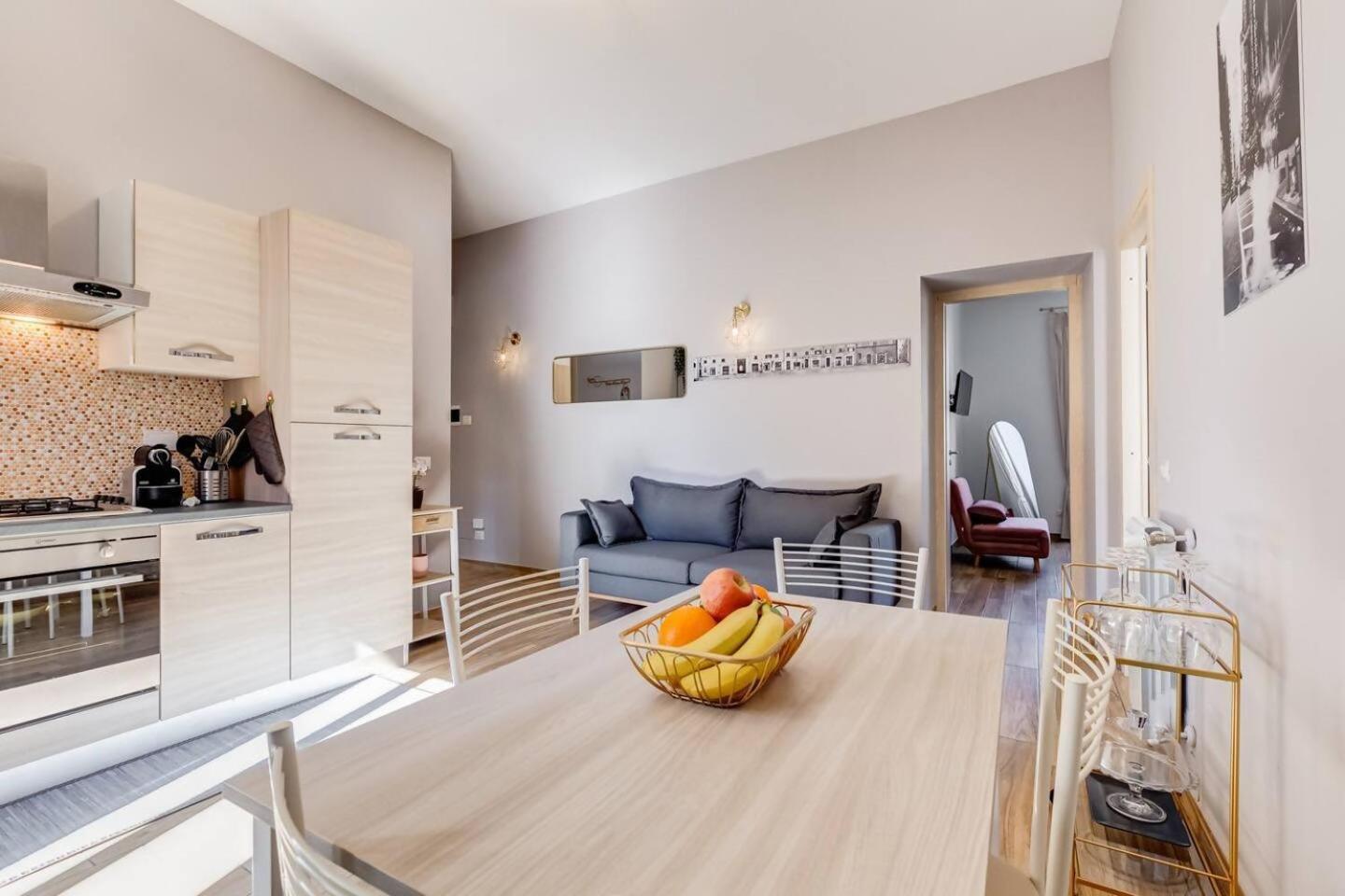 Bright And Spacious 2Bdr Apartment Рим Екстер'єр фото